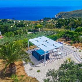 2 bedroom villa with jacuzzi & sea views, near Castellammare del Golfo, sleeps  4-5